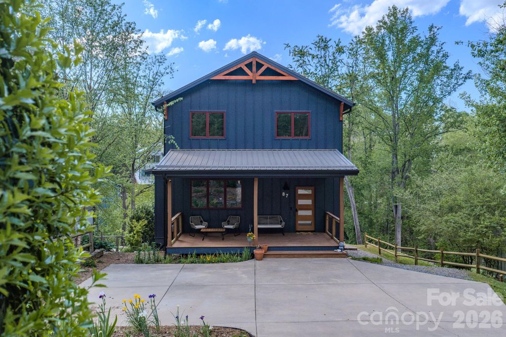 87 Deaver Street, Asheville, NC 28806