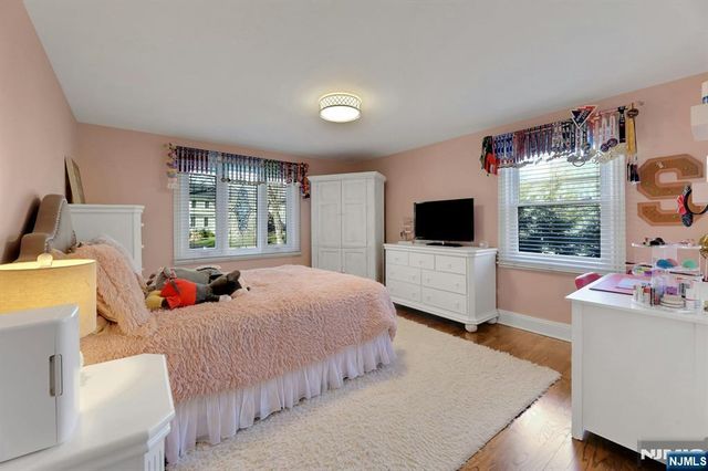 5 Greene Street, Mahwah, NJ 07430