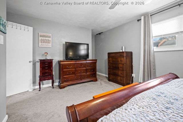 122 Cadle Drive, Cross Lanes, WV 25313