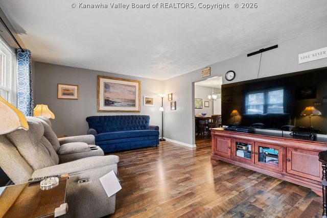 122 Cadle Drive, Cross Lanes, WV 25313