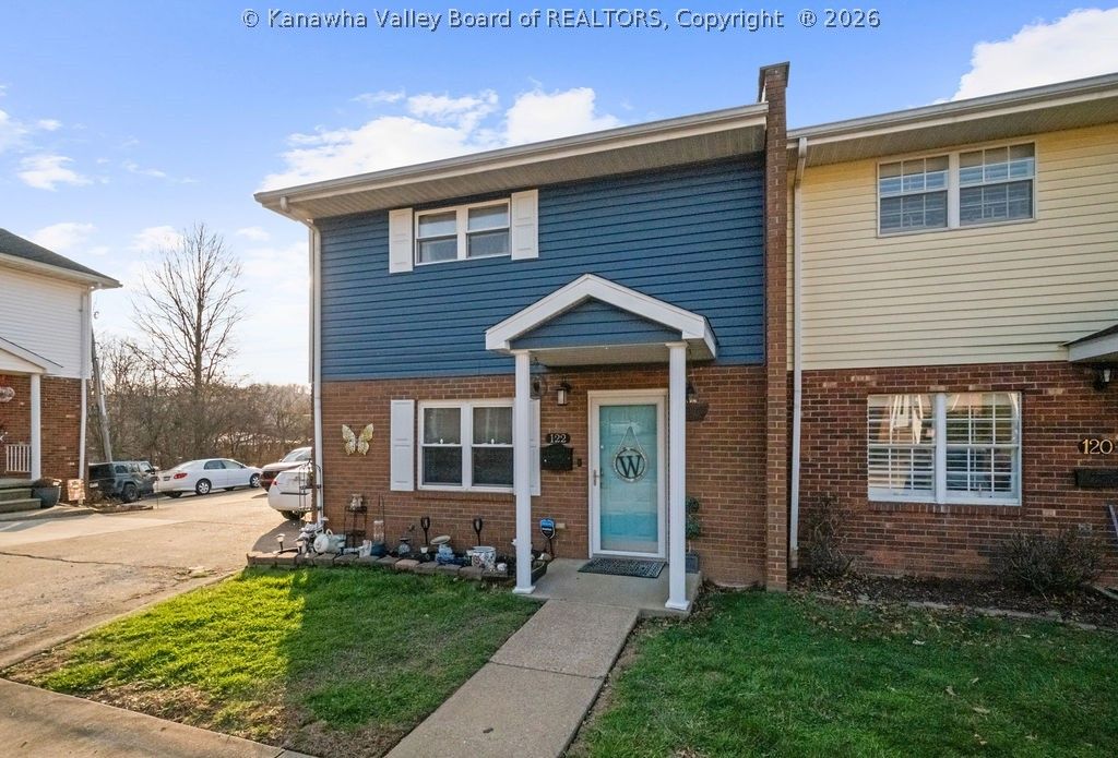 122 Cadle Drive, Cross Lanes, WV 25313