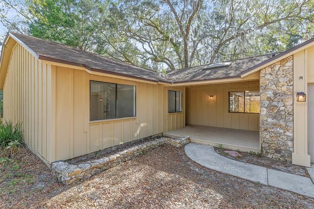 38 SNARESBROOK COURT, Ormond Beach, FL 32174