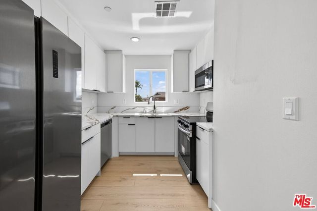 3436 Hunter Street, Los Angeles, CA 90023