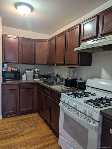 2515 150th Street, Flushing, NY 11354