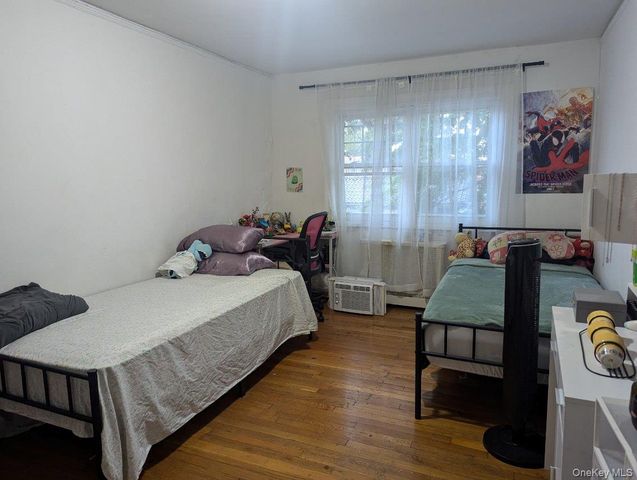 2515 150th Street, Flushing, NY 11354