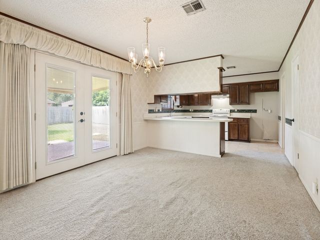 504 Lexington Drive, Corsicana, TX 75110