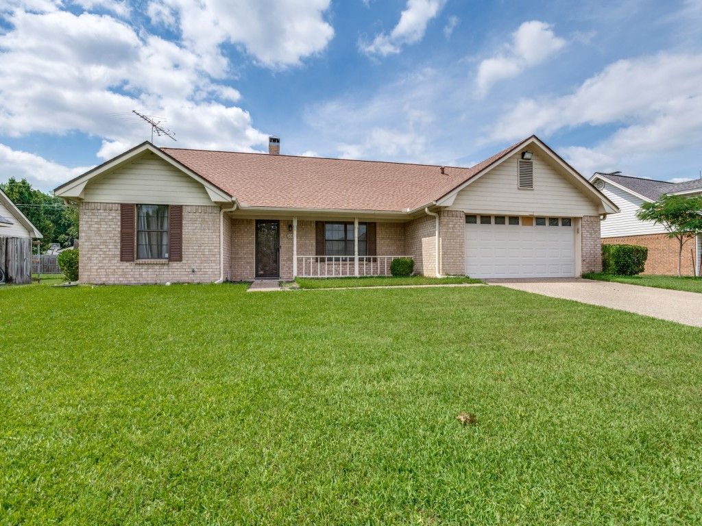 504 Lexington Drive, Corsicana, TX 75110