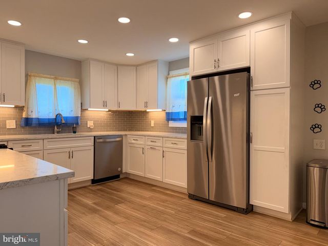 530 SOUTHERN AVE, Baltimore, MD 21224
