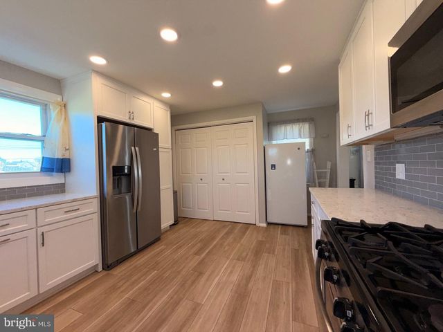 530 SOUTHERN AVE, Baltimore, MD 21224