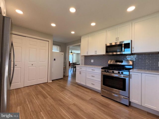 530 SOUTHERN AVE, Baltimore, MD 21224