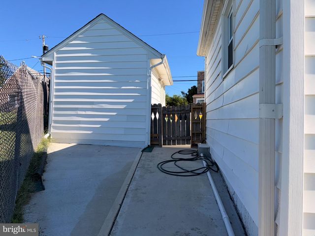 530 SOUTHERN AVE, Baltimore, MD 21224
