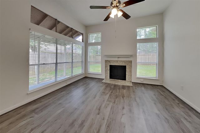 1915 Creston Drive, Spring, TX 77386