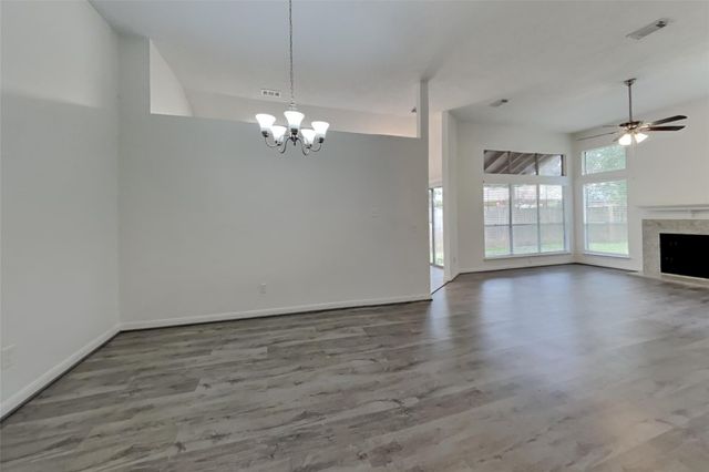 1915 Creston Drive, Spring, TX 77386