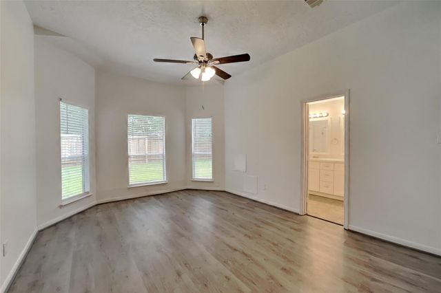 1915 Creston Drive, Spring, TX 77386