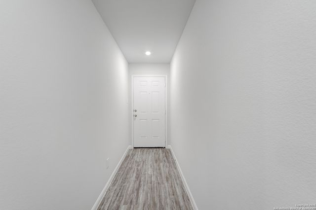 300 Mariposa Lane, Kenedy, TX 78119