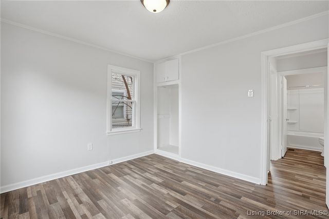 709 Crestview Court, Jeffersonville, IN 47130