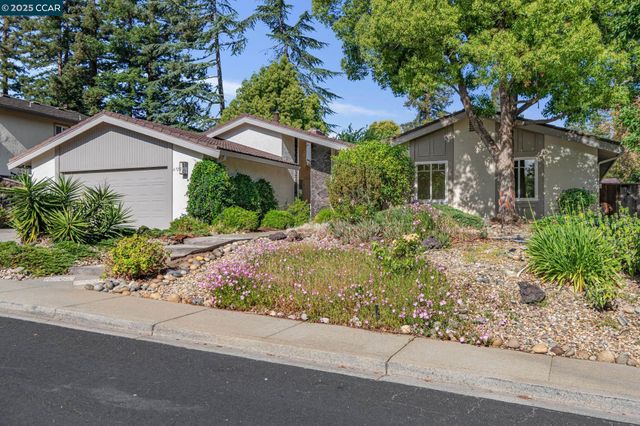 6722 Corte Segunda, Martinez, CA 94553