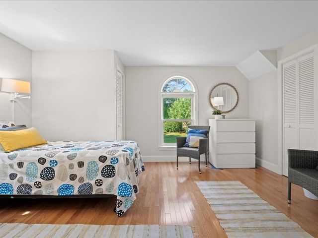 9 Priscilla Ave, Duxbury, MA 02332