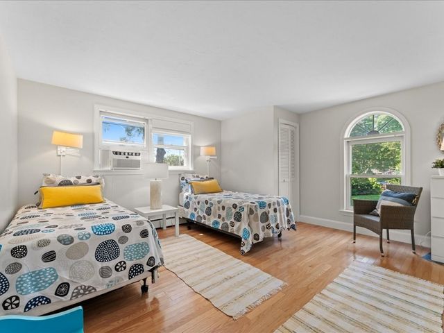 9 Priscilla Ave, Duxbury, MA 02332