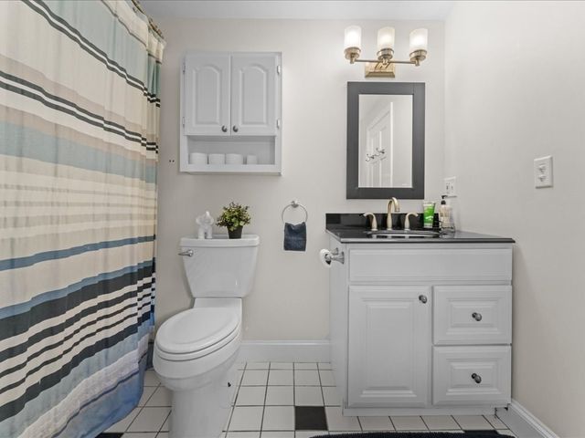 9 Priscilla Ave, Duxbury, MA 02332