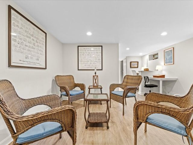 9 Priscilla Ave, Duxbury, MA 02332