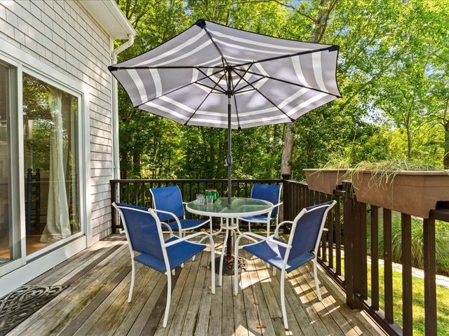 9 Priscilla Ave, Duxbury, MA 02332