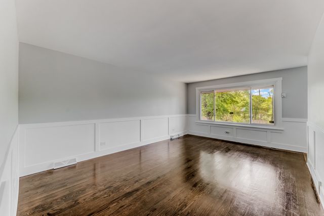 422 W 98th Place, Chicago, IL 60628