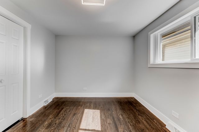 422 W 98th Place, Chicago, IL 60628