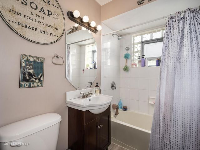 10917 S Keeler Avenue, Oak Lawn, IL 60453