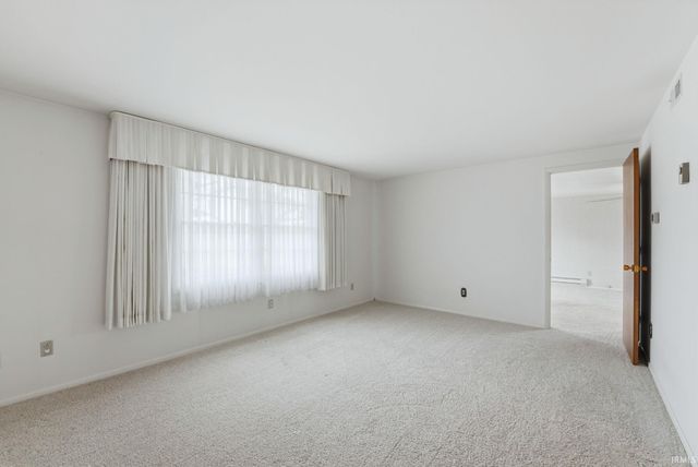 1409 Lake Forest Drive, Fort Wayne, IN 46815