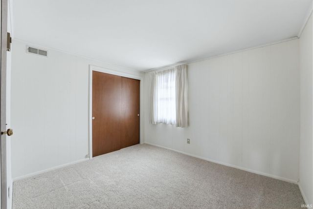 1409 Lake Forest Drive, Fort Wayne, IN 46815