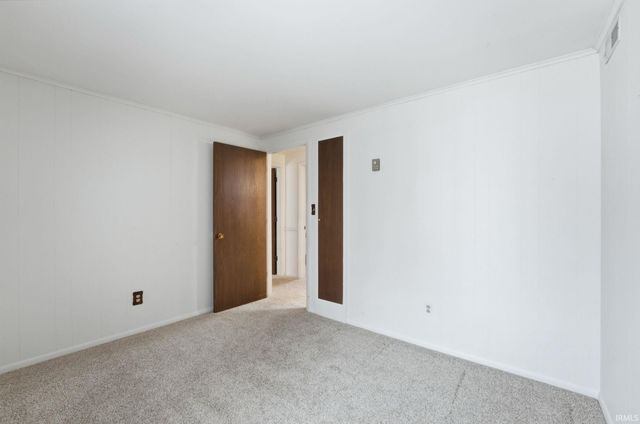 1409 Lake Forest Drive, Fort Wayne, IN 46815