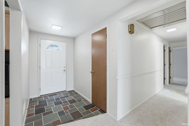 1409 Lake Forest Drive, Fort Wayne, IN 46815