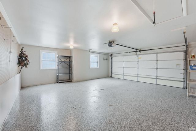 1409 Lake Forest Drive, Fort Wayne, IN 46815