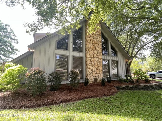 115 Lakeland Drive, Florence, MS 39073