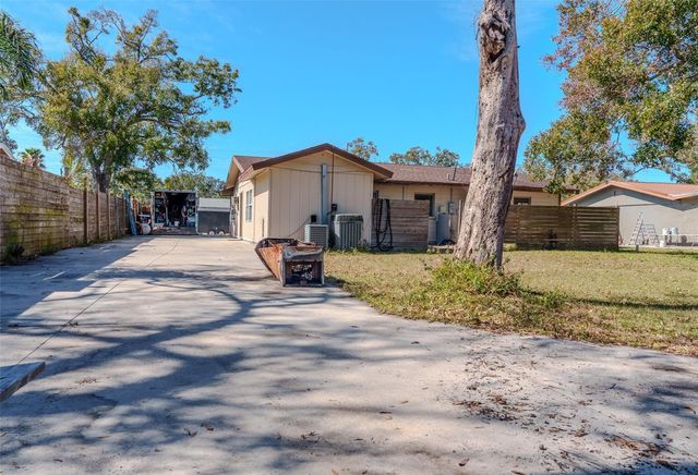 1936 N ALLENDALE AVENUE, Sarasota, FL 34234