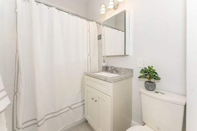 172 Boylston 3, Boston, MA 02130