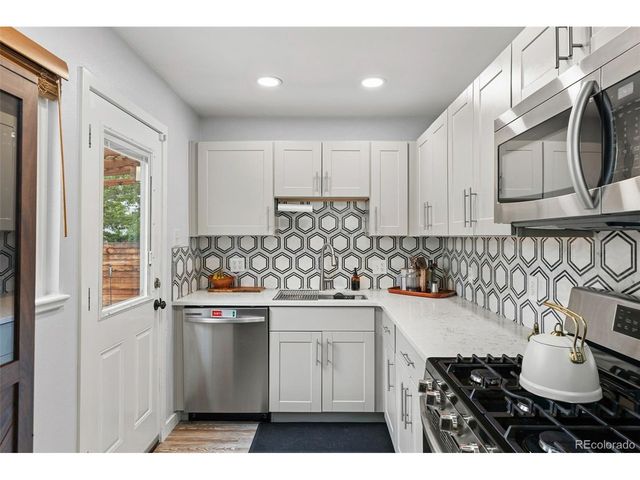 1165 Rosemary St, Denver, CO 80220