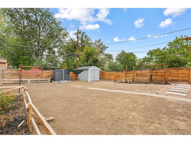 1165 Rosemary St, Denver, CO 80220