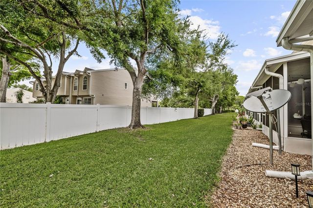 8520 SANDY BEACH STREET, Tampa, FL 33634