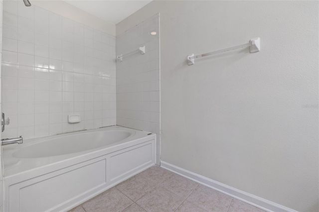 8520 SANDY BEACH STREET, Tampa, FL 33634