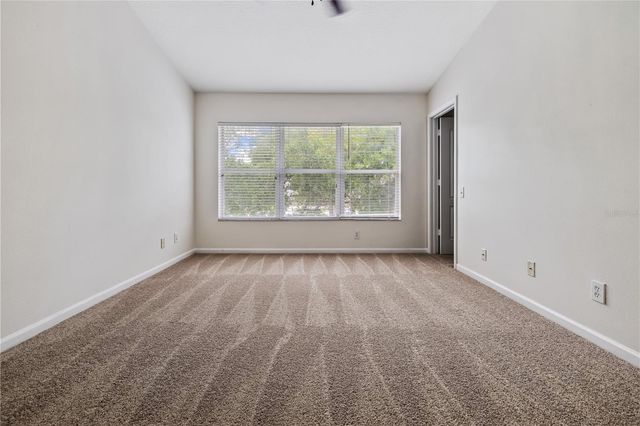 8520 SANDY BEACH STREET, Tampa, FL 33634