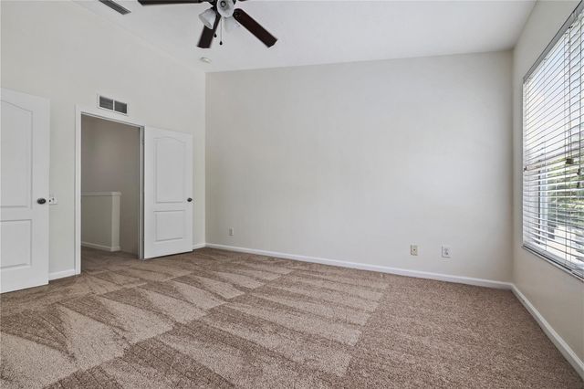 8520 SANDY BEACH STREET, Tampa, FL 33634