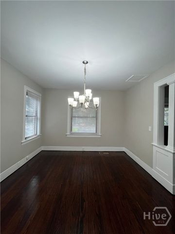 611 E 37th Street, Savannah, GA 31401