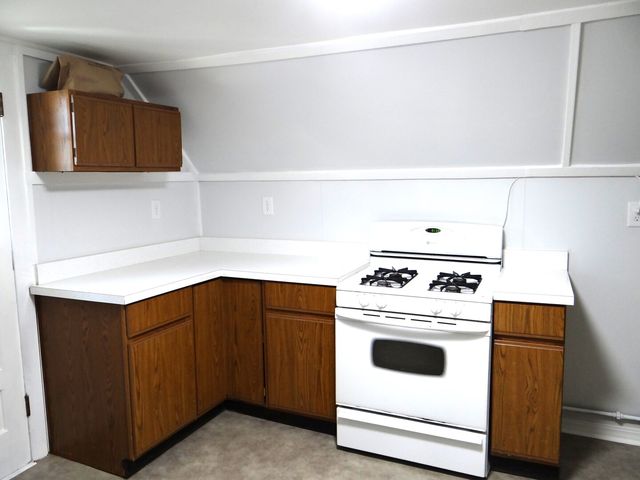 190 W Maple Street, Coal City, IL 60416