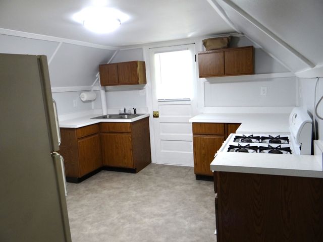 190 W Maple Street, Coal City, IL 60416