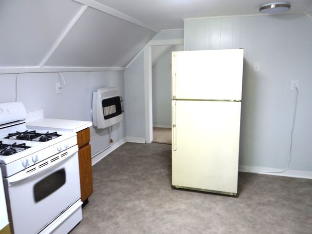 190 W Maple Street, Coal City, IL 60416