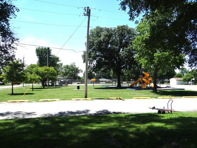 190 W Maple Street, Coal City, IL 60416