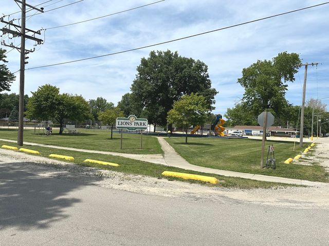190 W Maple Street, Coal City, IL 60416
