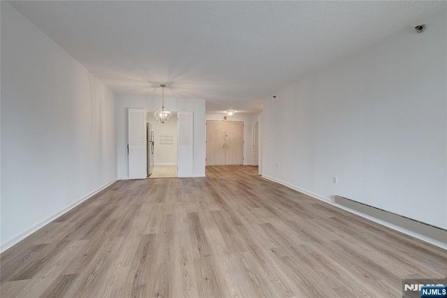 10 Smith Manor Boulevard 211, West Orange, NJ 07052